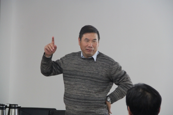 地学院副院长吴福元教授做总结讲话